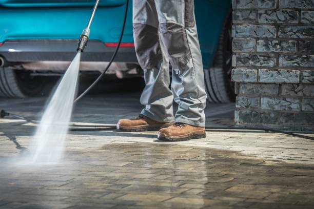 Best Pool Deck Cleaning  in Hudson, MI